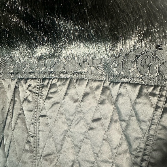 White House Black Market Black Quilted Bomber Jacket with Faux Fur Collar - Picture 14 of 14